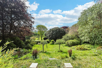 3 acres of House with Land for sale in Glynde