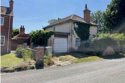 Development Land for sale in Fulstow