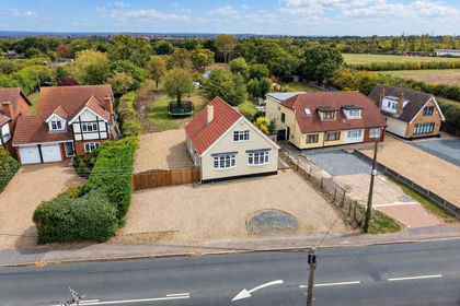 1.8 acres of House with Land for sale in Rayleigh