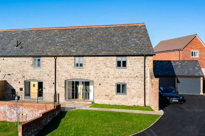 Barn Conversion for sale in Holmer & Shelwick