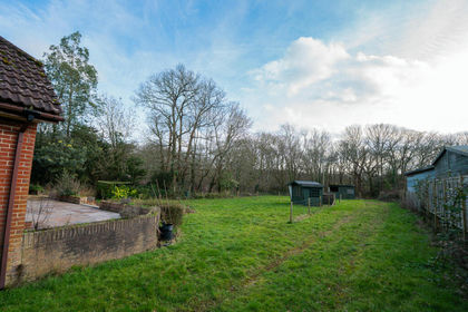 1.4 acres of House with Land for sale in Wootton Bridge