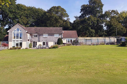 6.7 acres of House with Land for sale in Pulborough