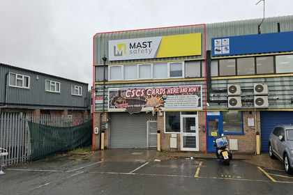Warehouse for sale in Ilford North