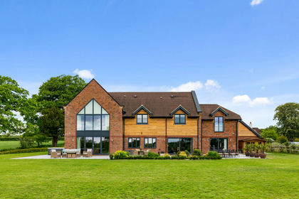 2 acres of House with Land for sale in Hurstpierpoint and Sayers Common