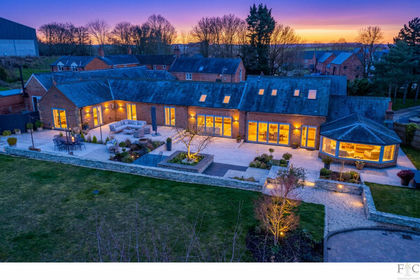 1.7 acres of Barn Conversion for sale in Shangton