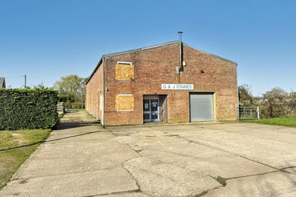 Warehouse for sale in Great Ellingham