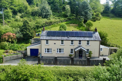6.8 acres of Cottage for sale in Llandysul