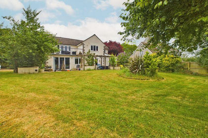 1 acre of House with Land for sale in The Charltons