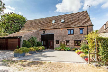 Barn Conversion for sale in Whitwell