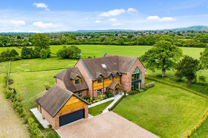 2 acres of House with Land for sale in Hurstpierpoint and Sayers Common