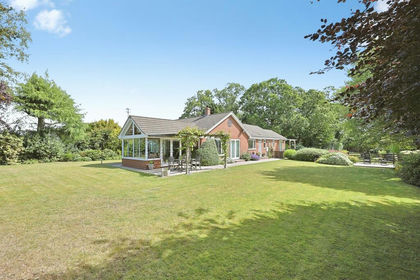 1 acres of House with Land for sale in Barford