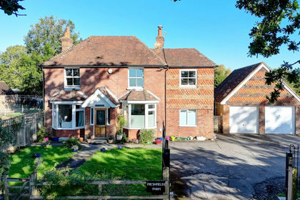 4 acres of House with Land for sale in Hailsham