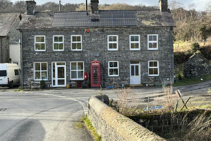 1.5 acres of Smallholding for sale in Lampeter