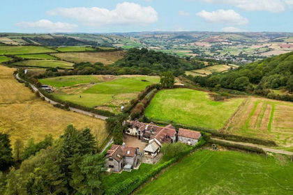 2.3 acres of House with Land for sale in Clun