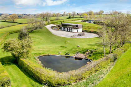 6.5 acres of House with Land for sale in Snelston