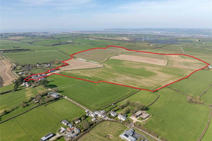 166.7 acres of Farm for sale in Horwood, Lovacott and Newton Tracey