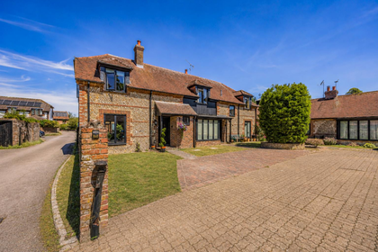 Barn Conversion for sale in Chichester