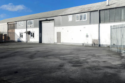 Warehouse for sale in Royston