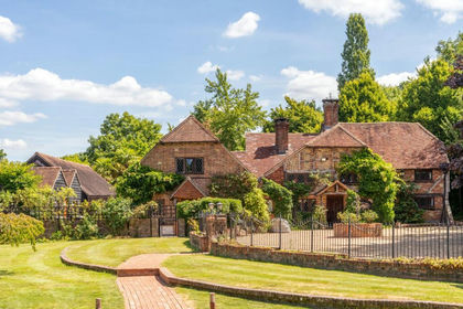 1.6 acres of Land for sale in Kirdford