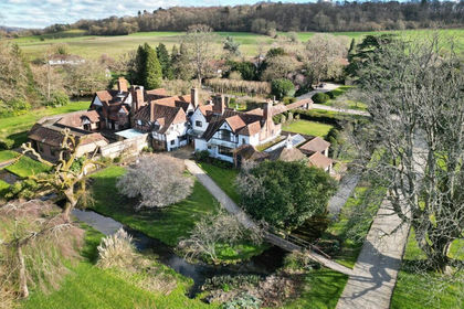 3 acres of Estate for sale in Wonersh