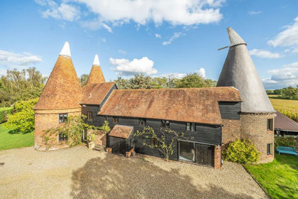 2.3 acres of Land for sale in Yalding