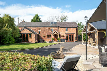 Barn Conversion for sale in Much Hoole