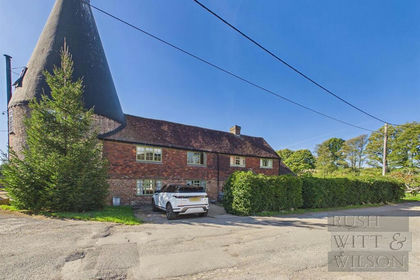 5.1 acres of House with Land for sale in Battle