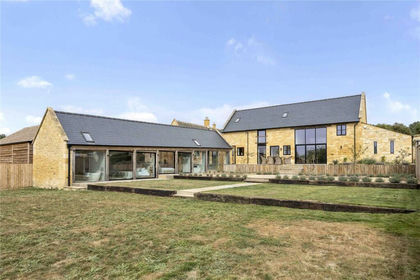 Barn Conversion for sale in Weston Subedge