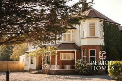 2 acres of Country Home for sale in Woodham Ferrers and Bicknacre
