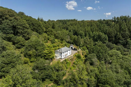 16 acres of House with Land for sale in Morval