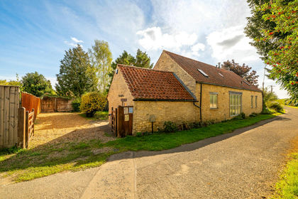 Barn Conversion for sale in Nocton