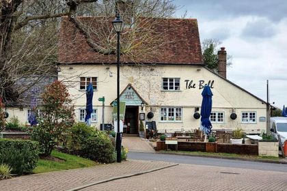 Pub for sale in Studham