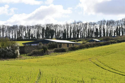 Land for sale in Fritwell