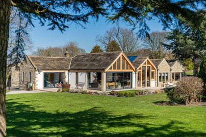 4 acres of House with Land for sale in Kirkburton