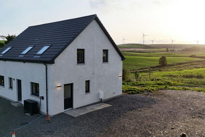 7 acres of House with Land for sale in Aberdeenshire North and Moray East