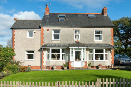 1 acre of Land for sale in Cwm