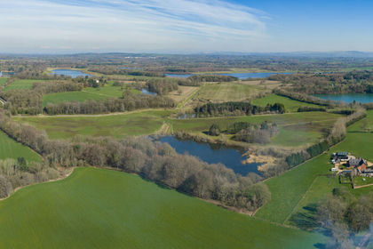 755 acres of Country Estate for sale in Lower Withington