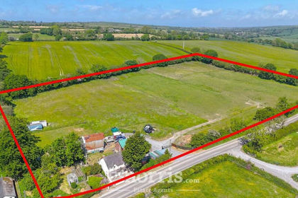 7 acres of Land for sale in Llangoedmor