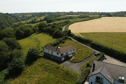 1 acre of House with Land for sale in Llansantffraed