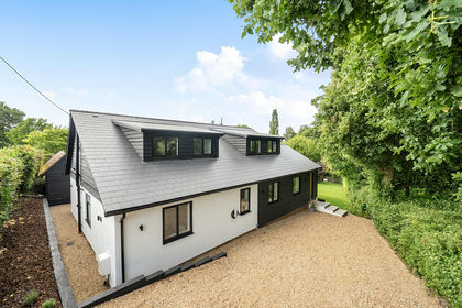 Barn Conversion for sale in Benenden