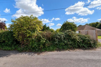 Small Plot of Land for sale in Lynsted with Kingsdown