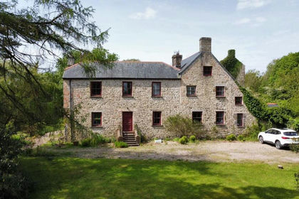 2 acres of Land for sale in Clynderwen