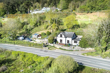 1.7 acres of House with Land for sale in Llanddoged and Maenan