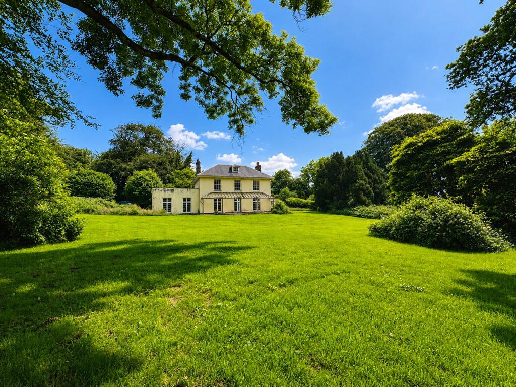 3.45 Acre Country Home for Sale in Sutcombe, Devon | LandSale