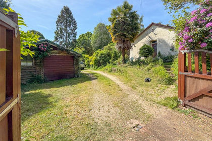 1.5 acres of House with Land for sale in Bransgore