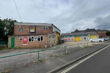 Warehouse for sale in Fareham and Waterlooville