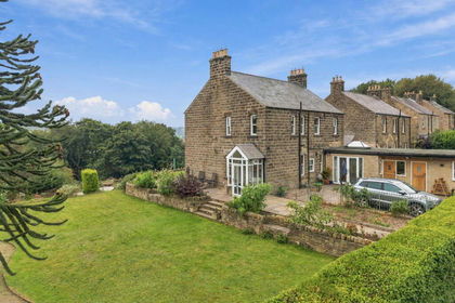 2.1 acres of House with Land for sale in Matlock Town