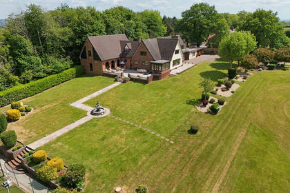 4 acres of House with Land for sale in Swynnerton