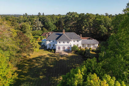 2.8 acres of House with Land for sale in Windsor