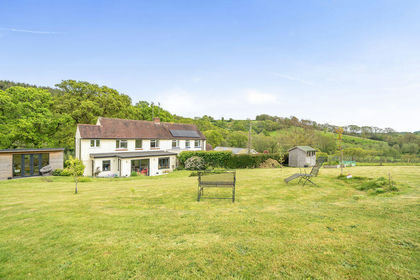 1 acre of House with Land for sale in Tedburn St. Mary